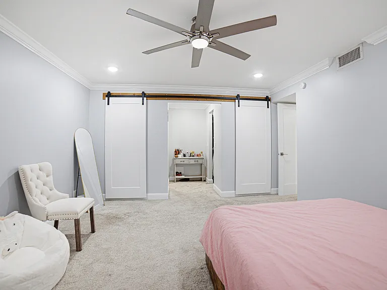 5201 NW 2nd Ave #2130 — Photo 8