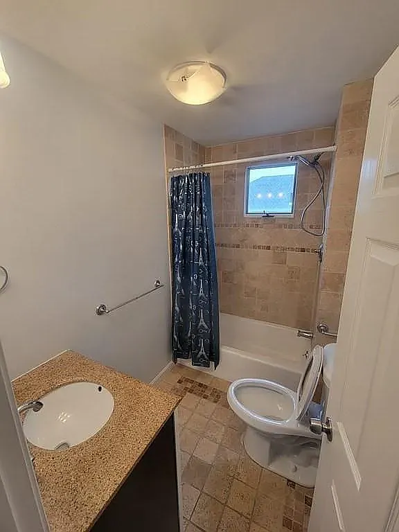 3 bed, 1200 sqft, $3,500 — Photo 2