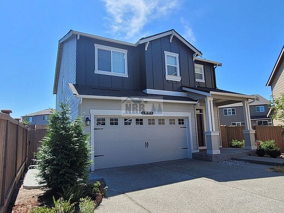 2nd image of 6925 Honeylocust Ct NE