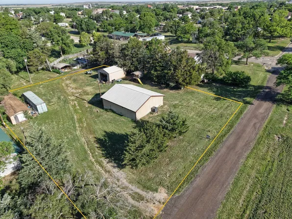 510 S 2nd St, Lincoln, KS 67455