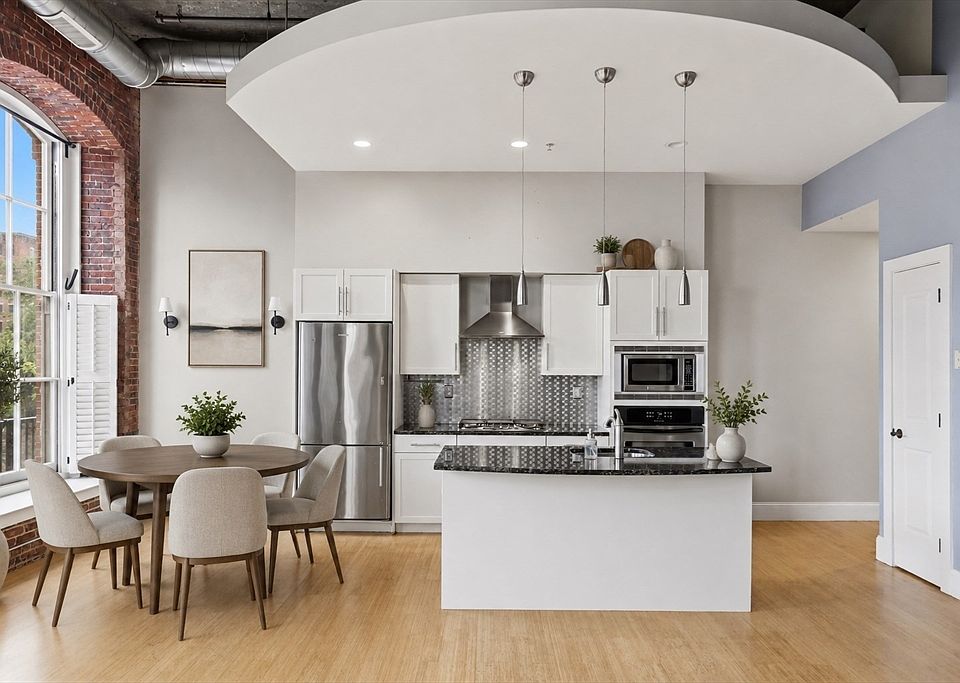 1st image of 30 Market St Unit 1