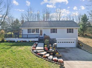 481 King Beach Dr, Howard, OH 43028