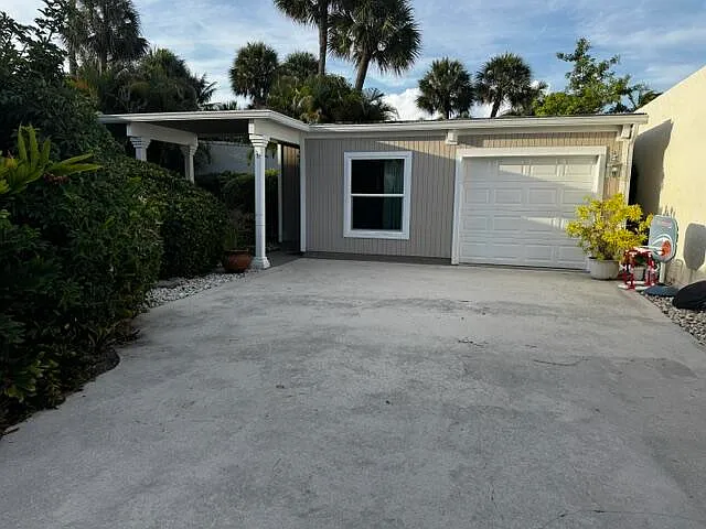 112 E Coral Fish Ln — Photo 46