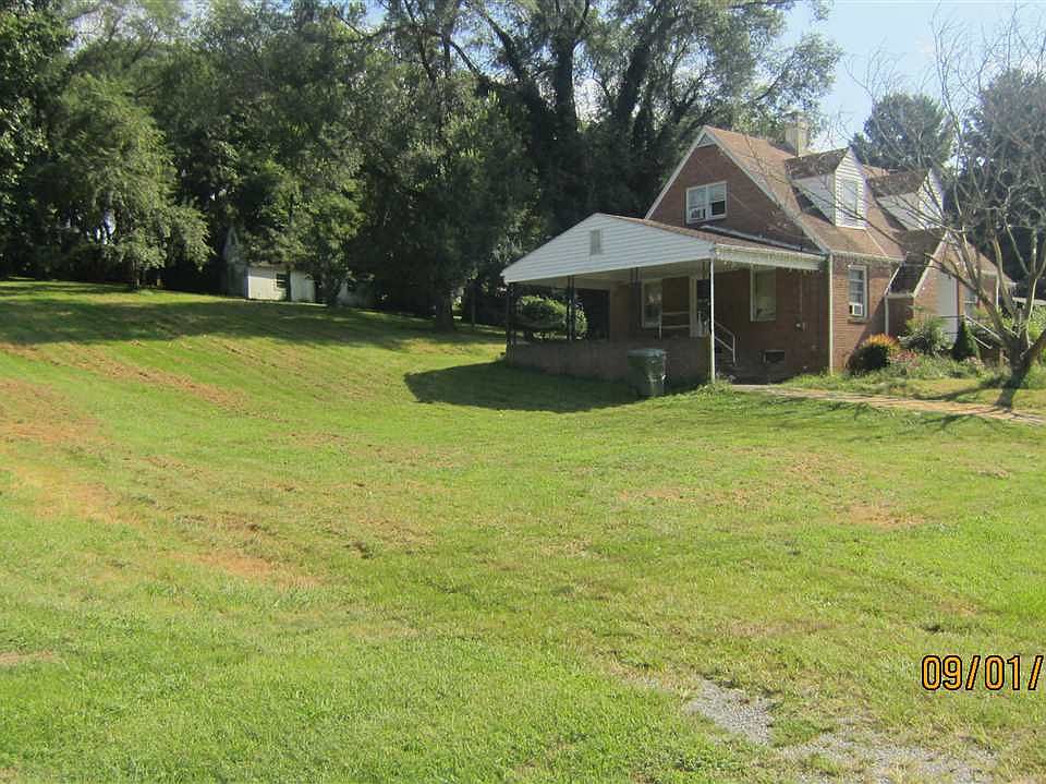 2nd image of 236 Bookerdale Rd