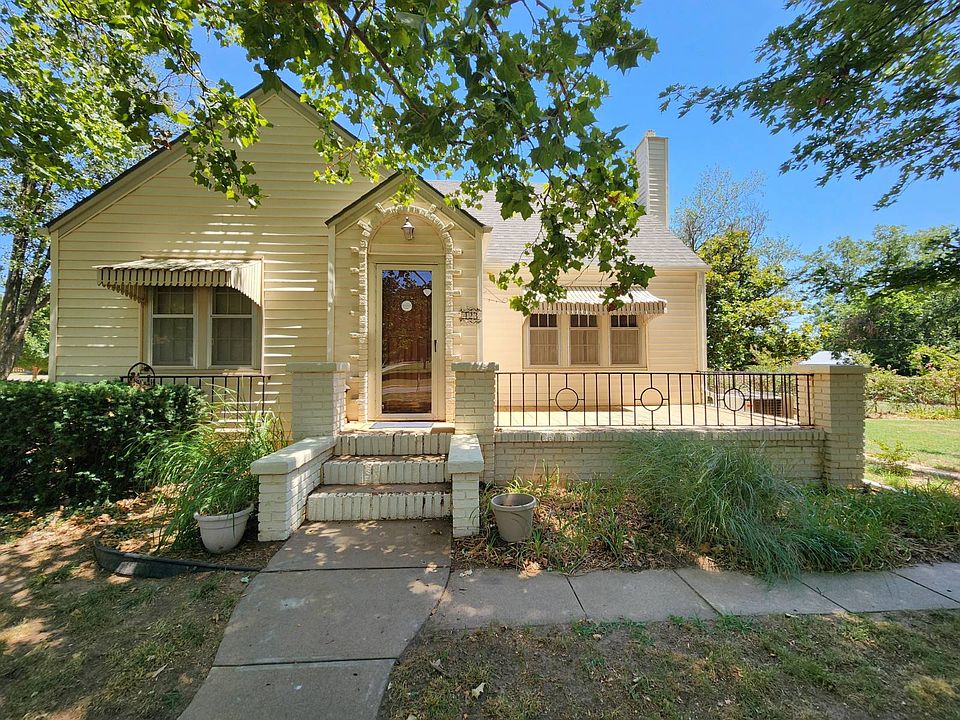 1st image of 423 N Lincoln Ave