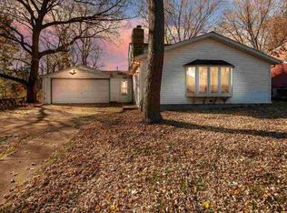 55205 Holmes Rd, South Bend, IN 46628