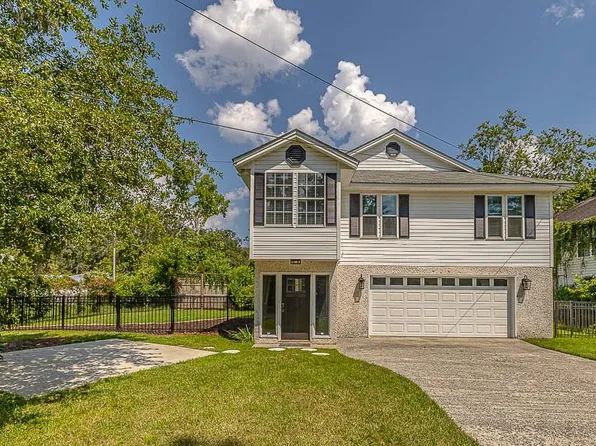 604 6th Ave, Saint Simons Island, GA 31522