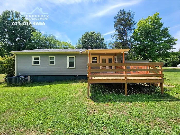 135 Oak Grove Rd — Photo 19