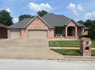 614 S Conroy Ave, Republic, MO 65738