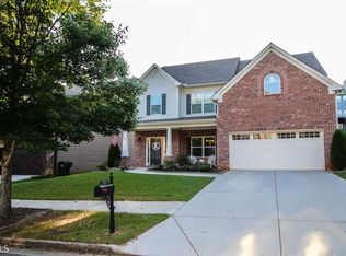 5563 Leaf Ridge Ln, Buford, GA 30518