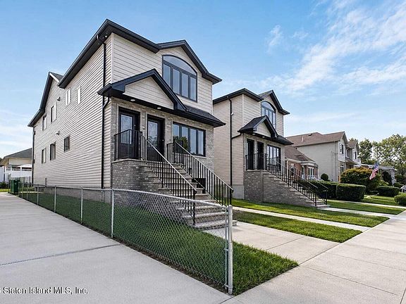 2nd image of 103 Quinlan Ave