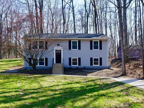 8203 Heatherwick Dr, Brandywine, MD 20613