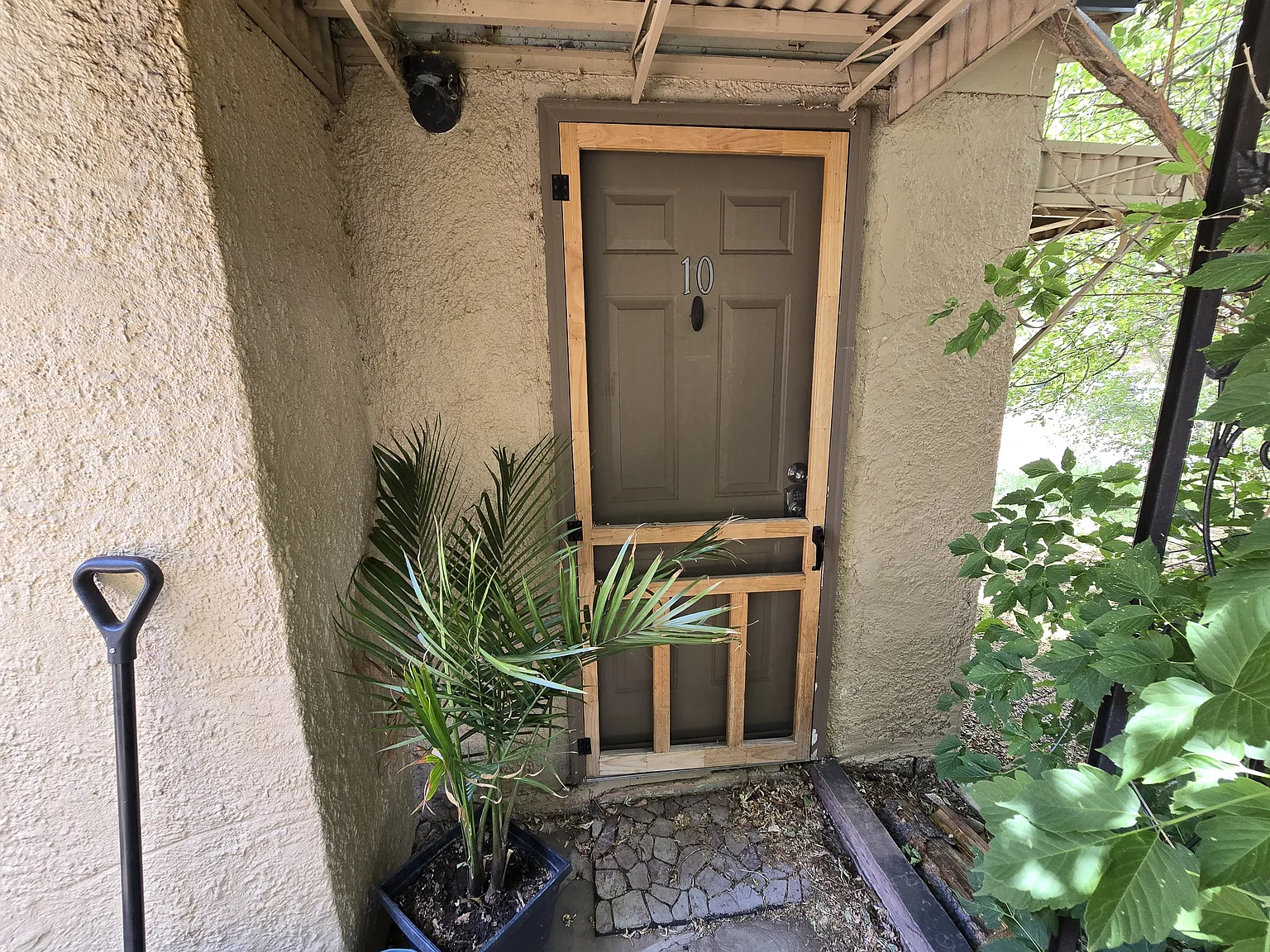 2 bed, $2,100 — Photo 3