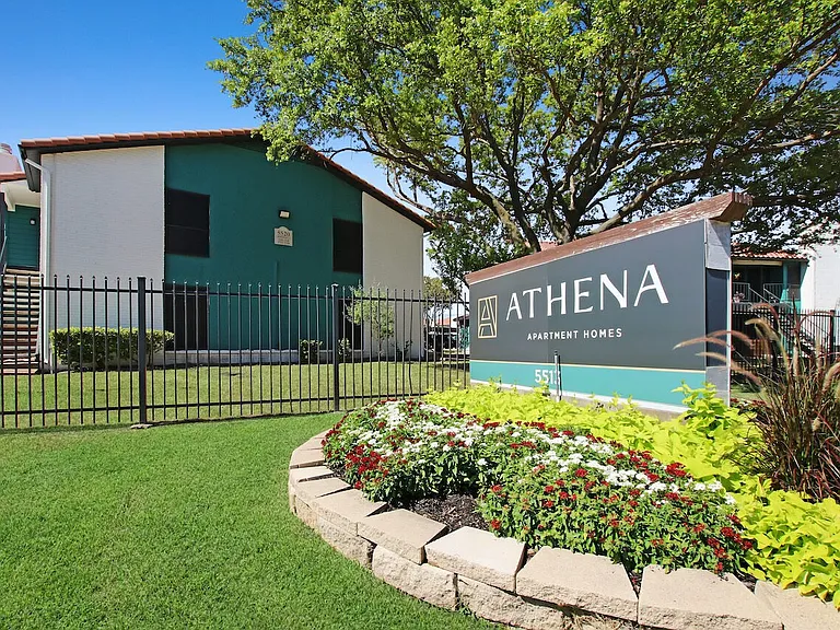 Athena Apartments — Photo 8