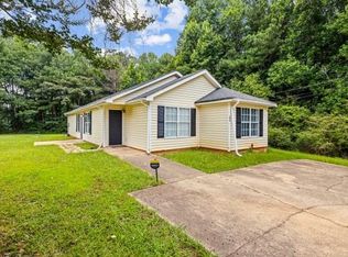 200 Pine Ridge Dr, Carrollton, GA 30117