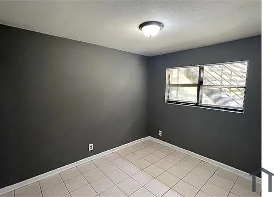 1738 Wright Ave #1 — Photo 10