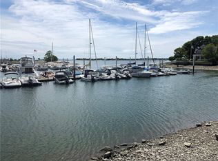 12 Roosevelt Rd, Westport, CT 06880