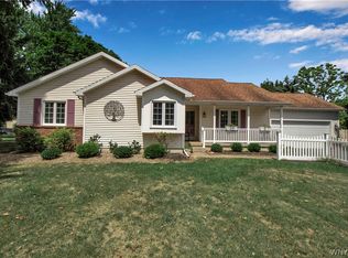 7670 Milestrip Rd, Orchard park, NY 14127
