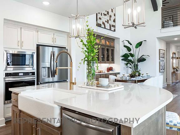 7th image of this home