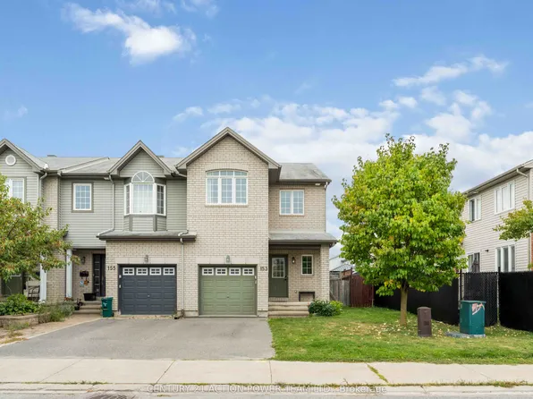 153 Lokoya St, Ottawa, ON K2S 0J5