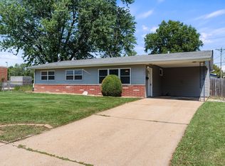 1595 Flicker Dr, Florissant, MO 63031