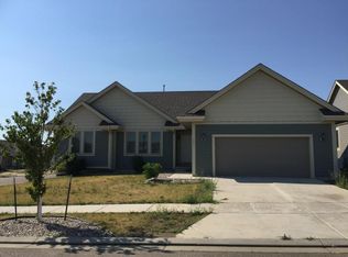 3219 Rocky Wagon St, Williston, ND 58801