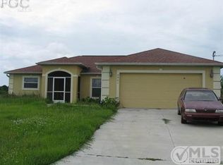 2501 32nd St SW, Lehigh Acres, FL 33976
