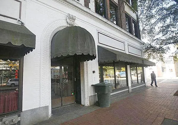 Kirn on High Street — Photo 13