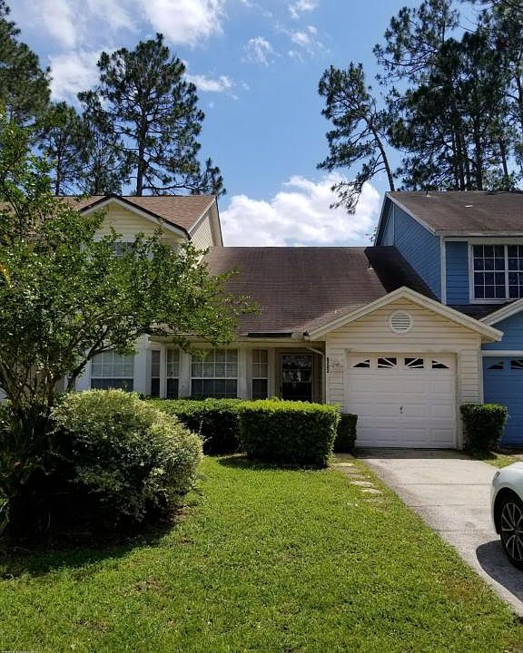 1st image of 8202 Dunbarton Ct