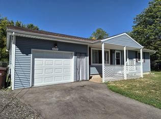 2299 Lavelle Rd, Flint, MI 48504