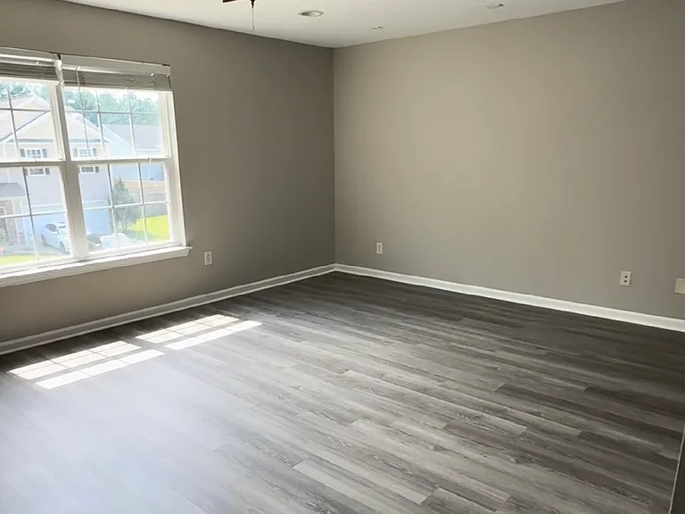 303 Sabal Palmetto Ct — Photo 17