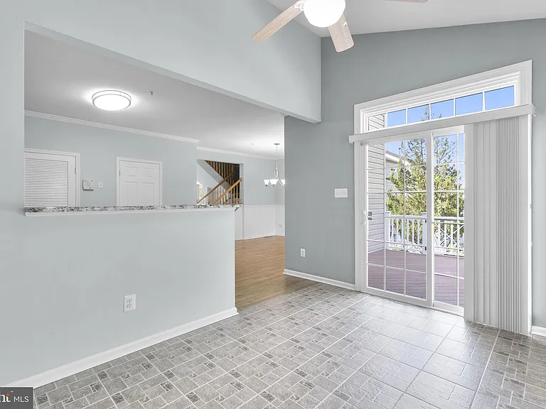 6381 Stockbridge Overlook Ct — Photo 17