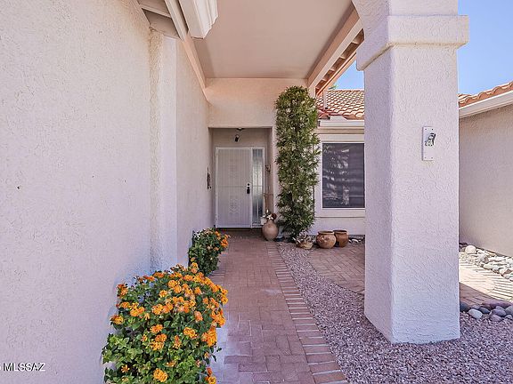 3rd image of 1145 W Placita Lucinda