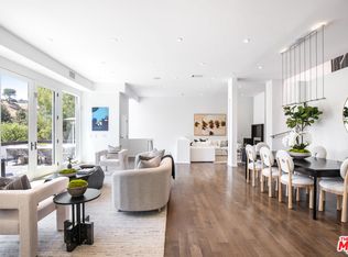 1642 Lindacrest Dr, Beverly Hills, CA 90210