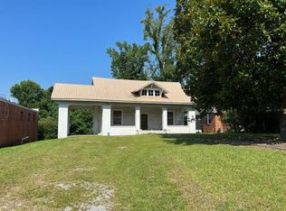 1004 Washington St, Marion, AL 36756