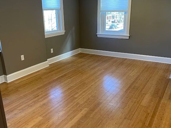 5th image of 132 Main St APT 4
