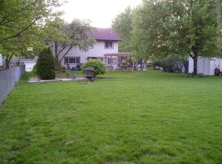 5889 E Andover Dr, Hanover Park, IL 60133
