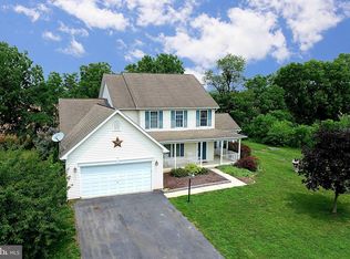 1274 Webling Cir, Greencastle, PA 17225