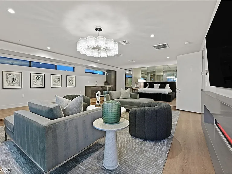 807 Magnum Cliff Ct — Photo 47