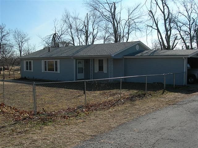 2nd image of 4414 E Zora St