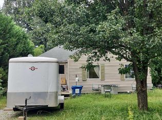 111 Ellis Dr, Rossville, GA 30741