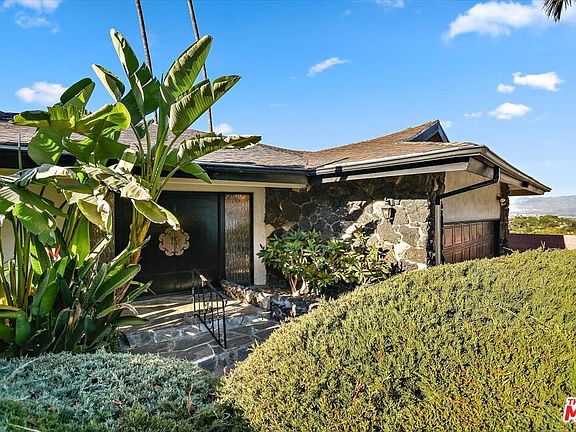 4th image of 15451 Longbow Dr