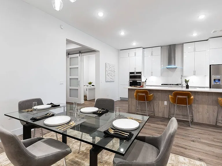 B3A Model Home: Dining Area