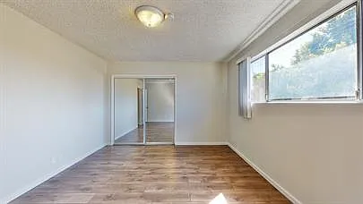 425 N Hobart Blvd — Photo 25