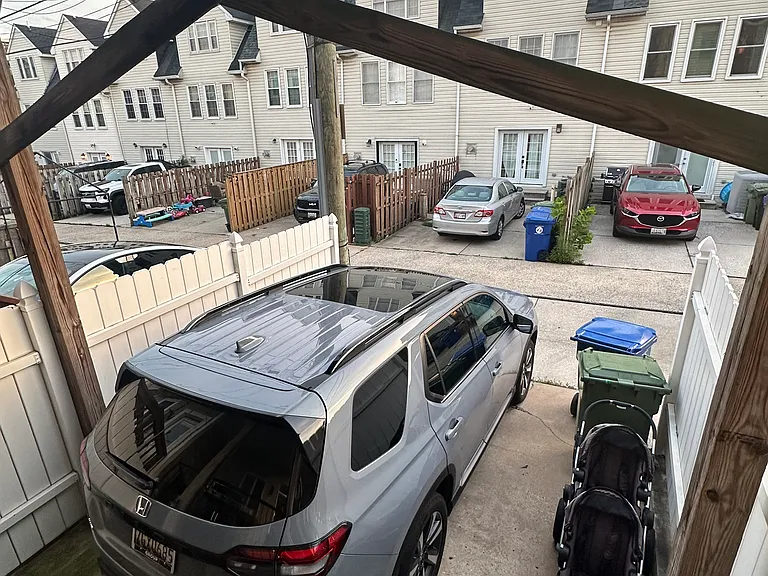 704 S Linwood Ave — Photo 28