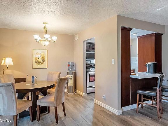 Dining / kitchen