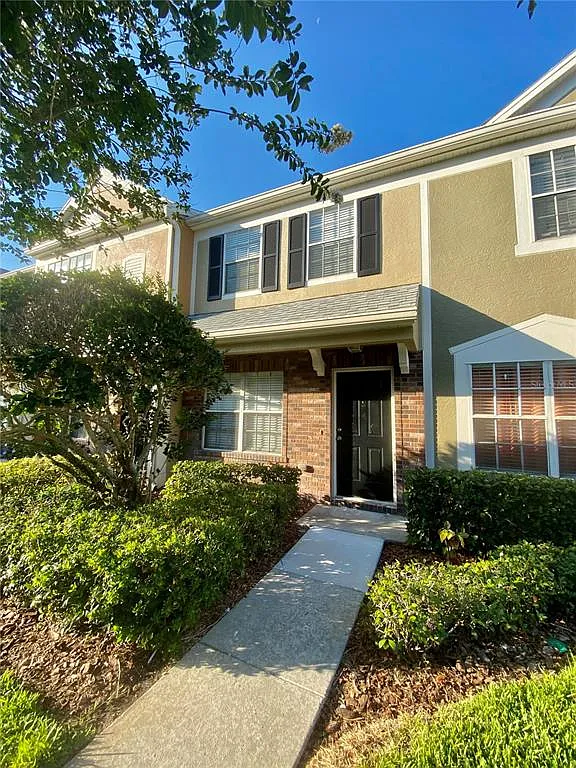 2 bed, 2.5 bath, 1152 sqft, $2,095 — Photo 1
