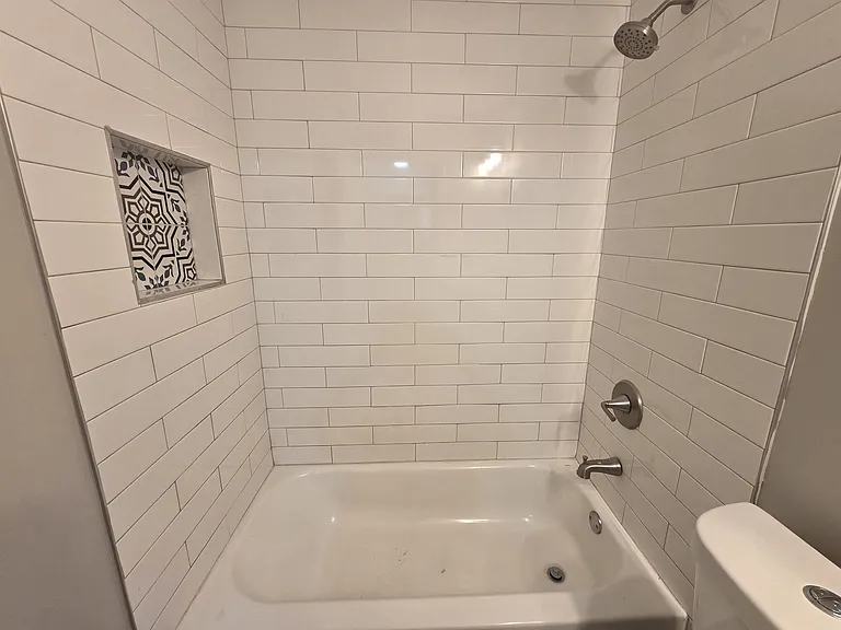1486 Patterson St — Photo 19