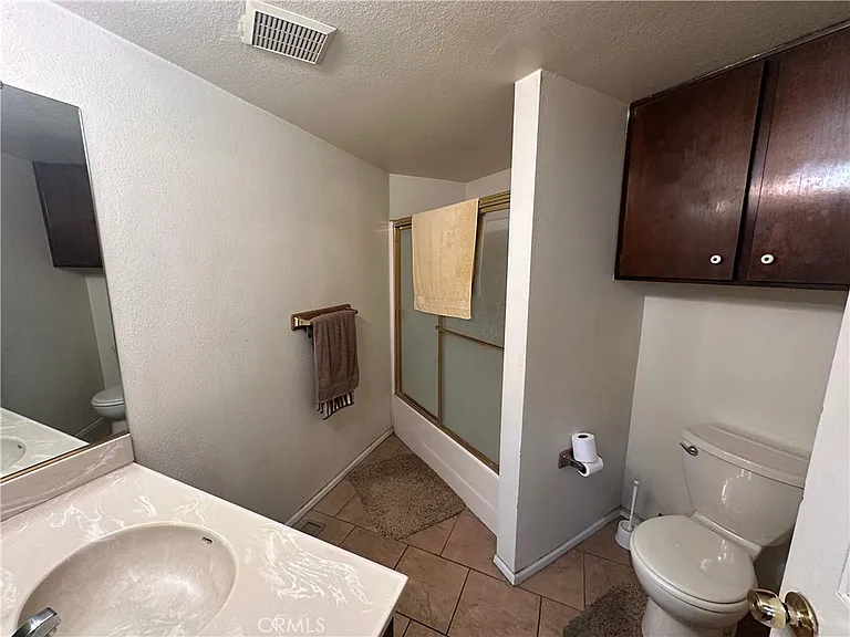 600 Summit Blvd #A — Photo 22