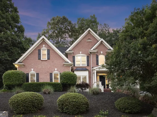 1215 Lake Washington Cir, Lawrenceville, GA 30043